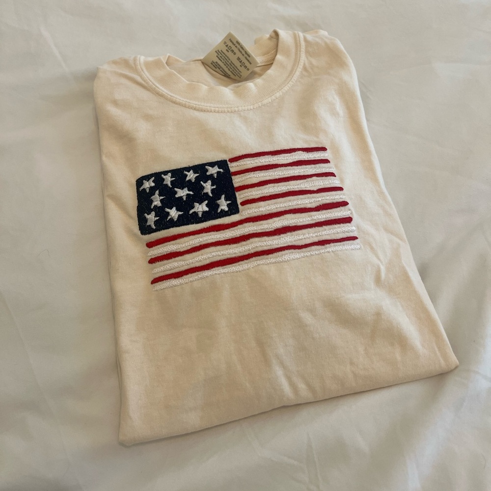 Vintage Flag Embroidered Tshirt